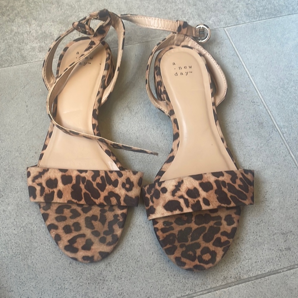 Leopard sandals